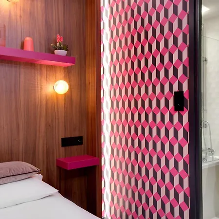 Montmorency&spa 3* Carcassonne