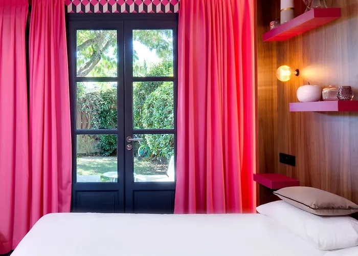 Montmorency & Hotell