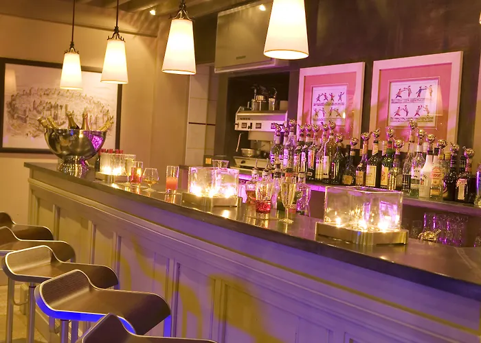 Montmorency & Hotell 3*