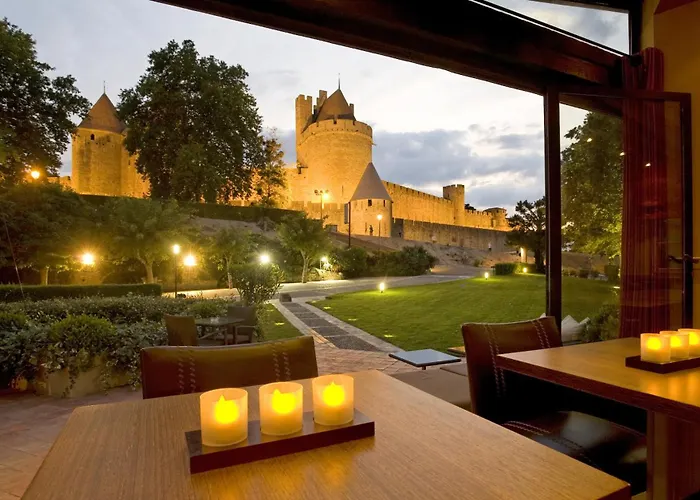 Montmorency & Hotell 3*