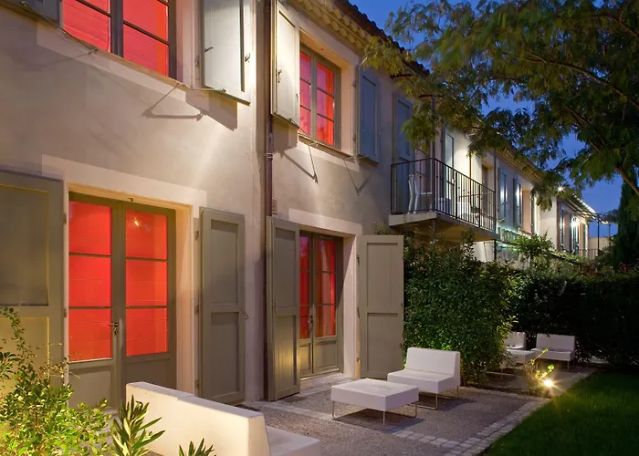 Hotell Montmorency & 3*